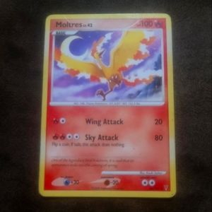 Moltres pokemon trading card